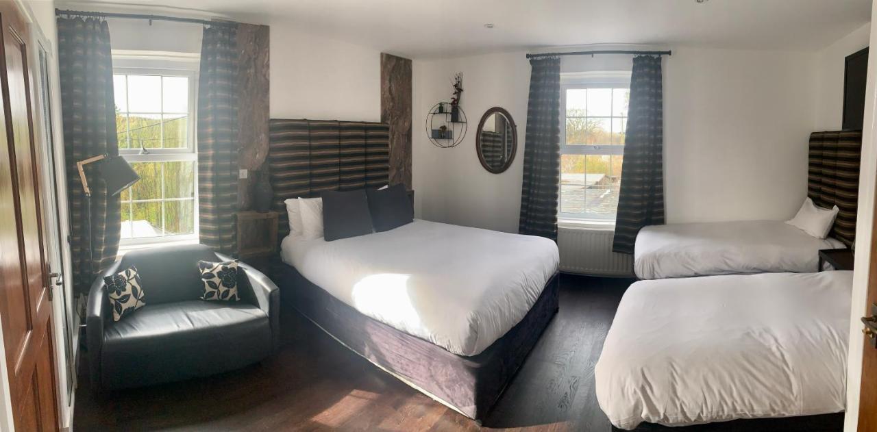 The Blue Bell Crookham Hotel Cornhill on Tweed Bilik gambar
